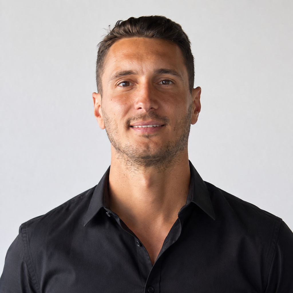 69F39CF0-72C4-42C0-9AD7-CA246C557062 | udlaspalmas.NET OPINIÓN | Artículo de opinión de Kevin Pérez, exjugador de fútbol y técnico de la UD Tamaraceite. Todavía se me eriza la piel viendo las imágenes de los rostros emocionados de Elías y Rafa al abrazar a Sandro en el gol de la victoria del pasado domingo. Y esa emoción me recuerda una convicción: la