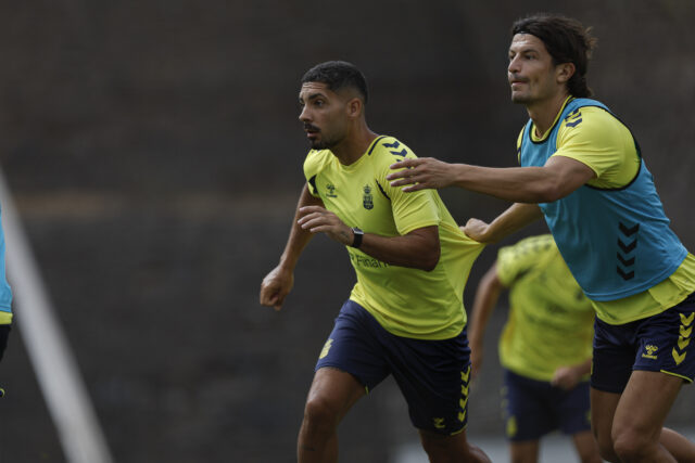 Álex Suárez y Giovanni Bonfanti entrenamiento