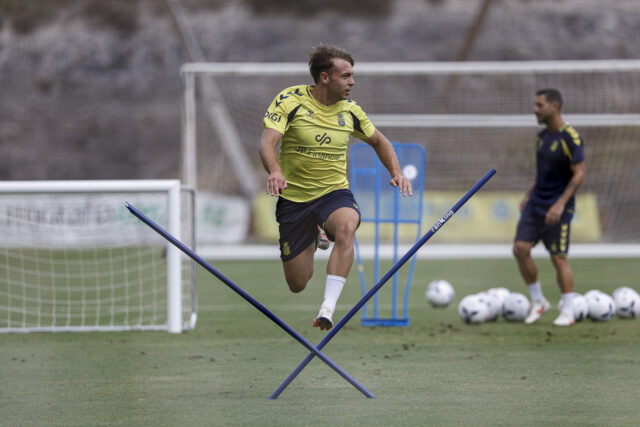 Elías Romero entrenamiento0