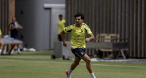 Enrique Clemente comienza la semana incorporándose al grupo