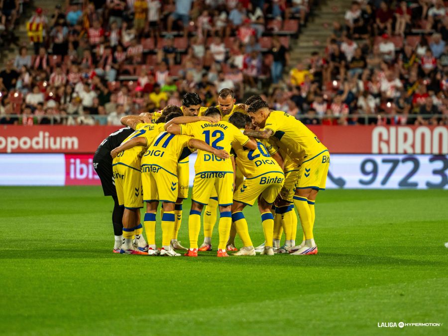 Grupo Girona | udlaspalmas.NET El director deportivo de la Unión Deportiva Las Palmas deja abierta la puerta a que lleguen nuevas incorporaciones y también resalta que probablemente habrán salidas en forma de cesión. Hasta este martes a las 22:59 horas aún pueden y de hecho se esperan movimientos en la Unión Deportiva Las Palmas. Con Juan Carlos Arana como