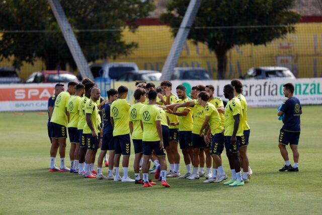 Grupo pasillo entrenamiento