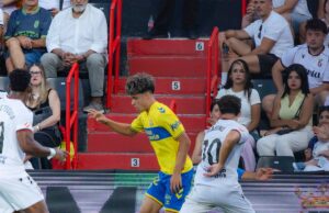 La UD acabó en Ceuta con siete canteranos sobre el césped