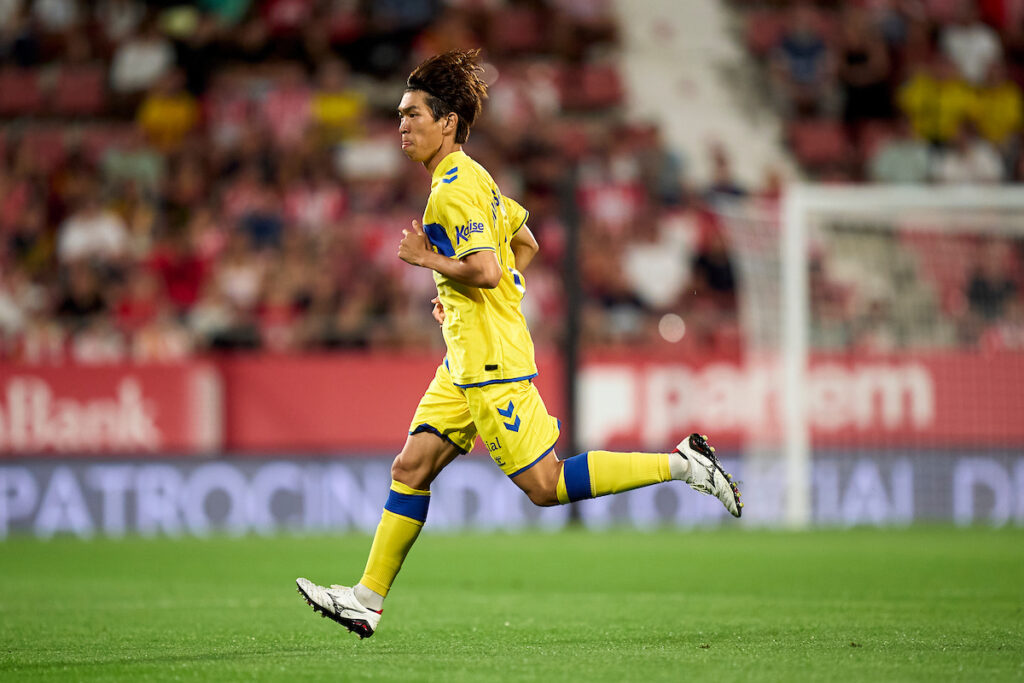 Taisei Miyashiro Girona | udlaspalmas.NET El atacante japonés se ha destapado como uno de los mejores jugadores de la Unión Deportiva Las Palmas en este inicio liguero y ha sido elegido el mejor jugador de toda Segunda División en el mes de agosto. Taisei Miyashiro no deja de crecer en la Unión Deportiva Las Palmas. Este sábado volvió a cuajar
