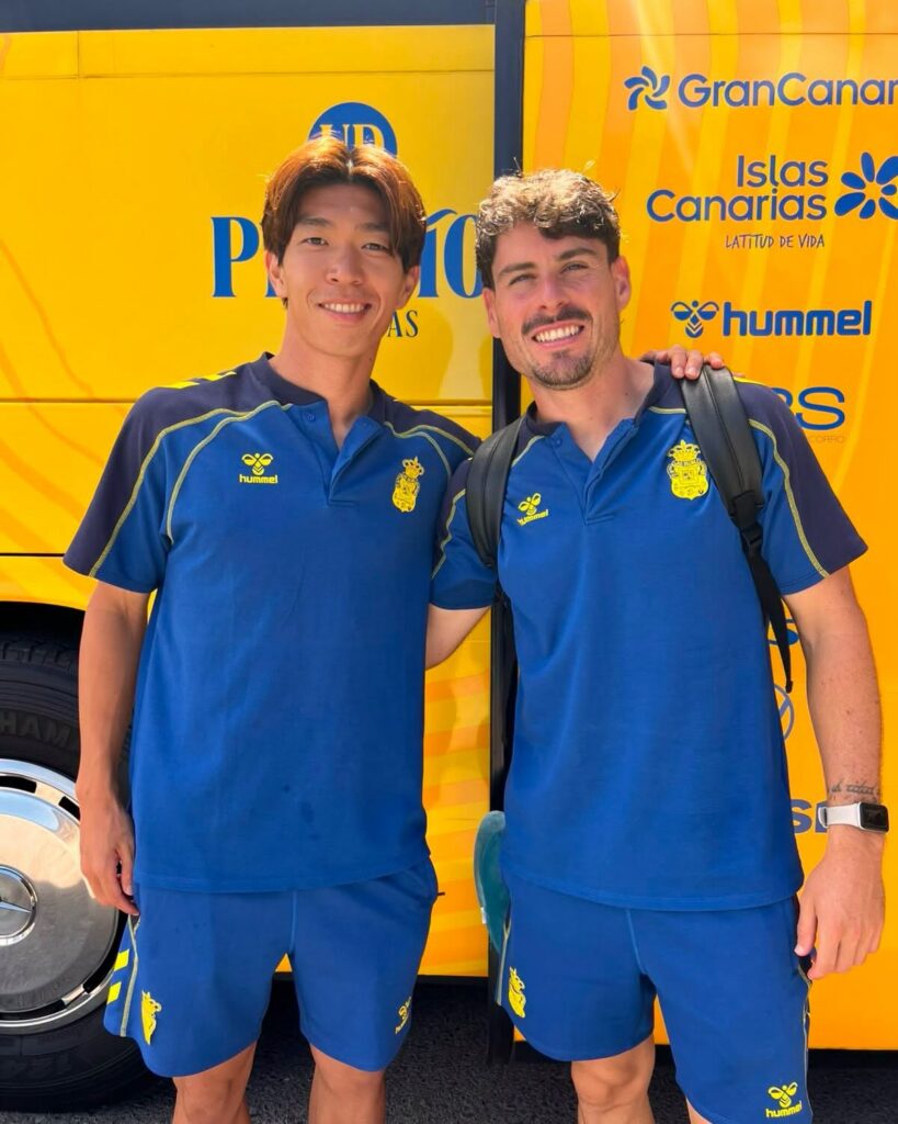 Taisei Miyashiro y Sergio Ruiz guagua | udlaspalmas.NET El técnico de la Unión Deportiva Las Palmas se lleva hasta Ceuta a todos los jugadores disponibles a excepción de Adam Arvelo. Los demás ausentes están en proceso de recuperar la forma o están lesionados. Vuelven las convocatorias oficiales a la Unión Deportiva Las Palmas. Este viernes, la entidad amarilla ha hecho oficial la lista