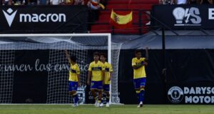 Fuster: «El equipo ha sabido ser efectivo para llevarnos la victoria»