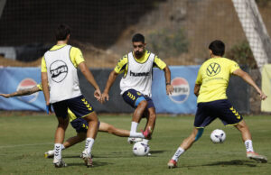 Álex Suárez ya entrena con el grupo: «Con muchas ganas de volver»