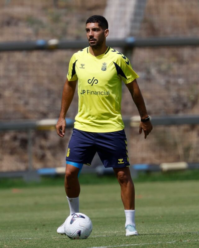 Álex Suárez entrenamiento