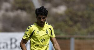 Enrique Clemente es duda para el duelo de este domingo contra el Burgos