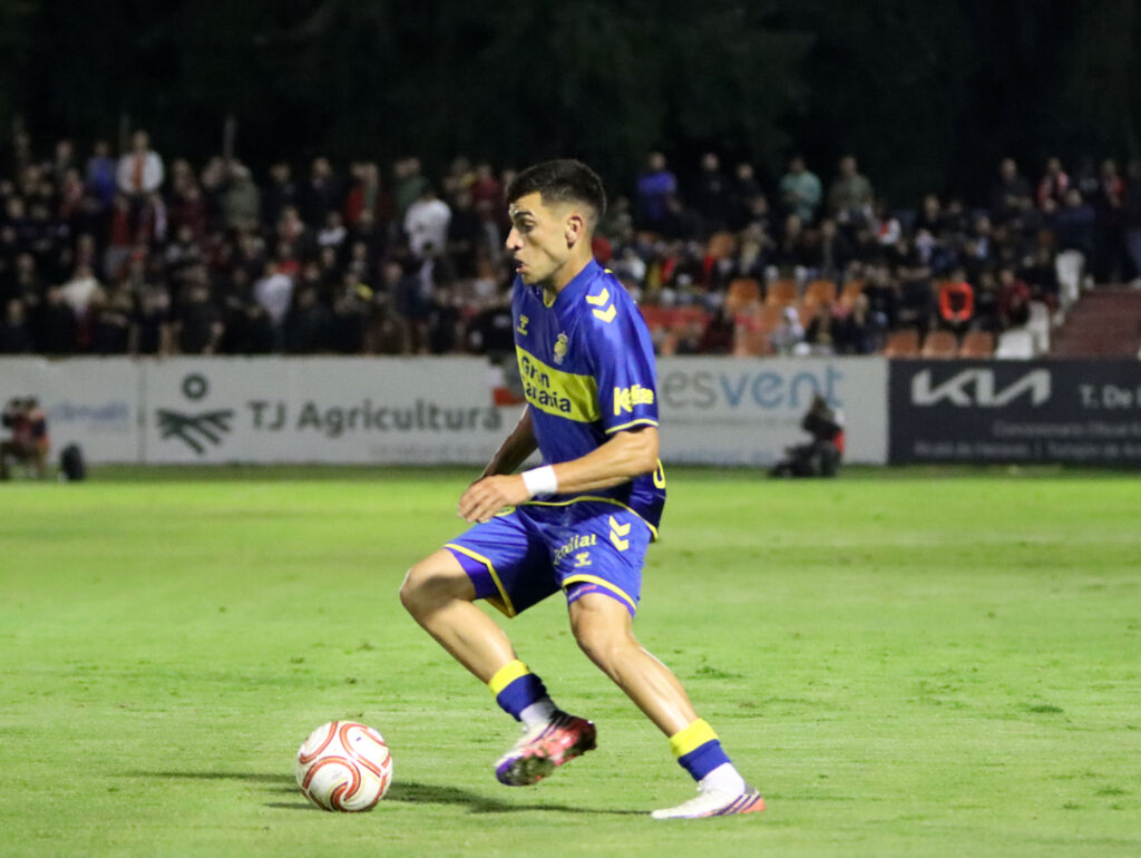 El técnico de la Unión Deportiva Las Palmas sorprendió en la Copa del Rey con la gestión del retorno de Ale García y Jeremía Recoba. El transcurso del partido le dio la razón al técnico grancanario. La enfermería de la Unión Deportiva Las Palmas tiene dos huéspedes menos. Ale García y Jeremía Recoba volvieron este