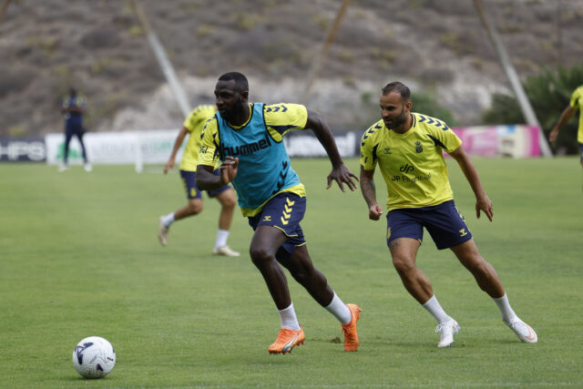 Nicholas Opoku entrenamiento