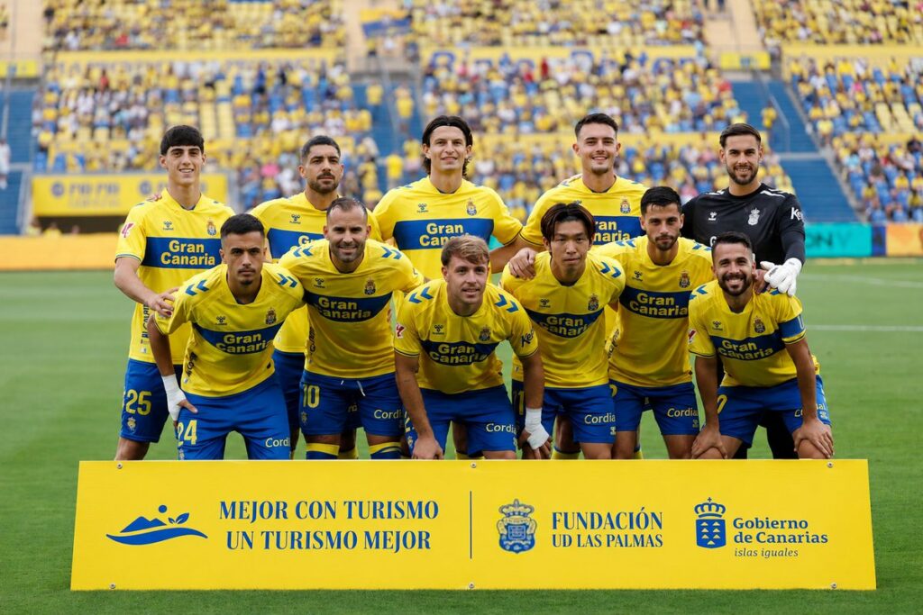 Once inicial Valladolid | udlaspalmas.NET El conjunto grancanario está a la espera de LaLiga y la Real Federación Español de Fútbol para buscar el mejor itinerario posible para afrontar dos salidas consecutivas en pocos días. Compás de espera en la Unión Deportiva Las Palmas. Este lunes, la Real Federación Española de Fútbol ha sorteado la primera eliminatoria copera y el