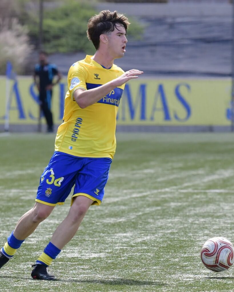 Oriol Isern Tenerife B | udlaspalmas.NET El mediocentro ofensivo de Las Palmas C está siendo uno de los nombres propios en estos primeros meses de la competición en la cadena de filiales de la Unión Deportiva Las Palmas. Los primeros compases de las competiciones en las distintas etapas de la cadena de filiales deja nombres propios en la mayoría de los