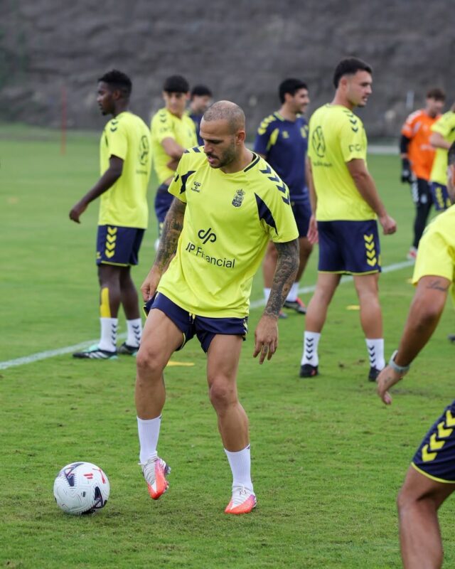 Sandro Ramírez entrenamiento0